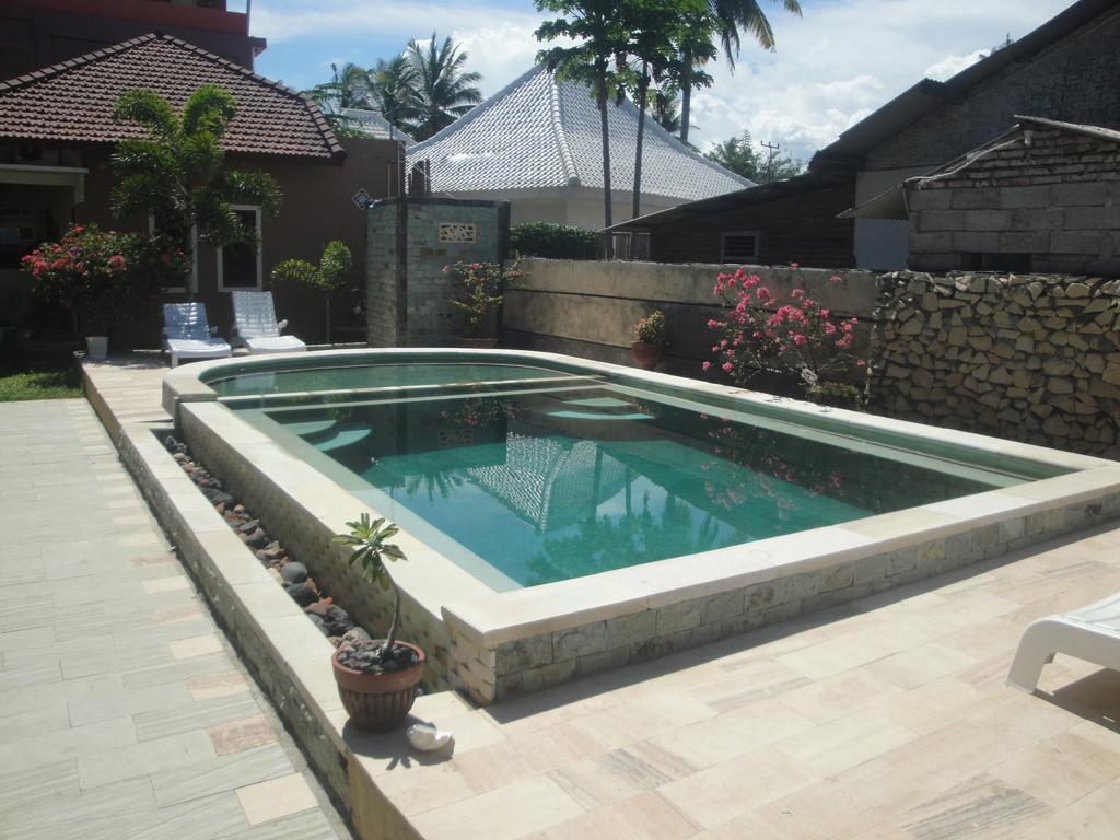 Kuta Bay Homestay Екстер'єр фото