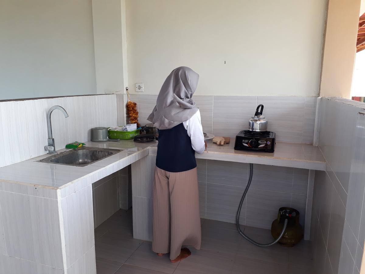 Kuta Bay Homestay Екстер'єр фото