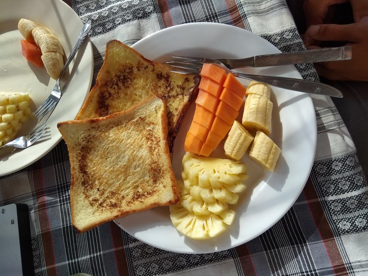 Kuta Bay Homestay Екстер'єр фото