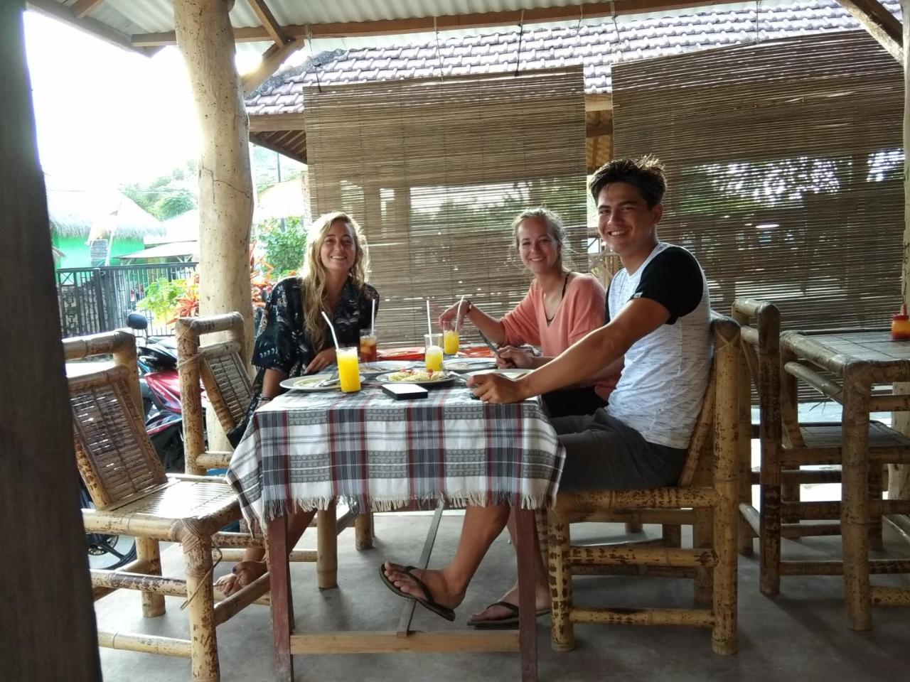 Kuta Bay Homestay Екстер'єр фото