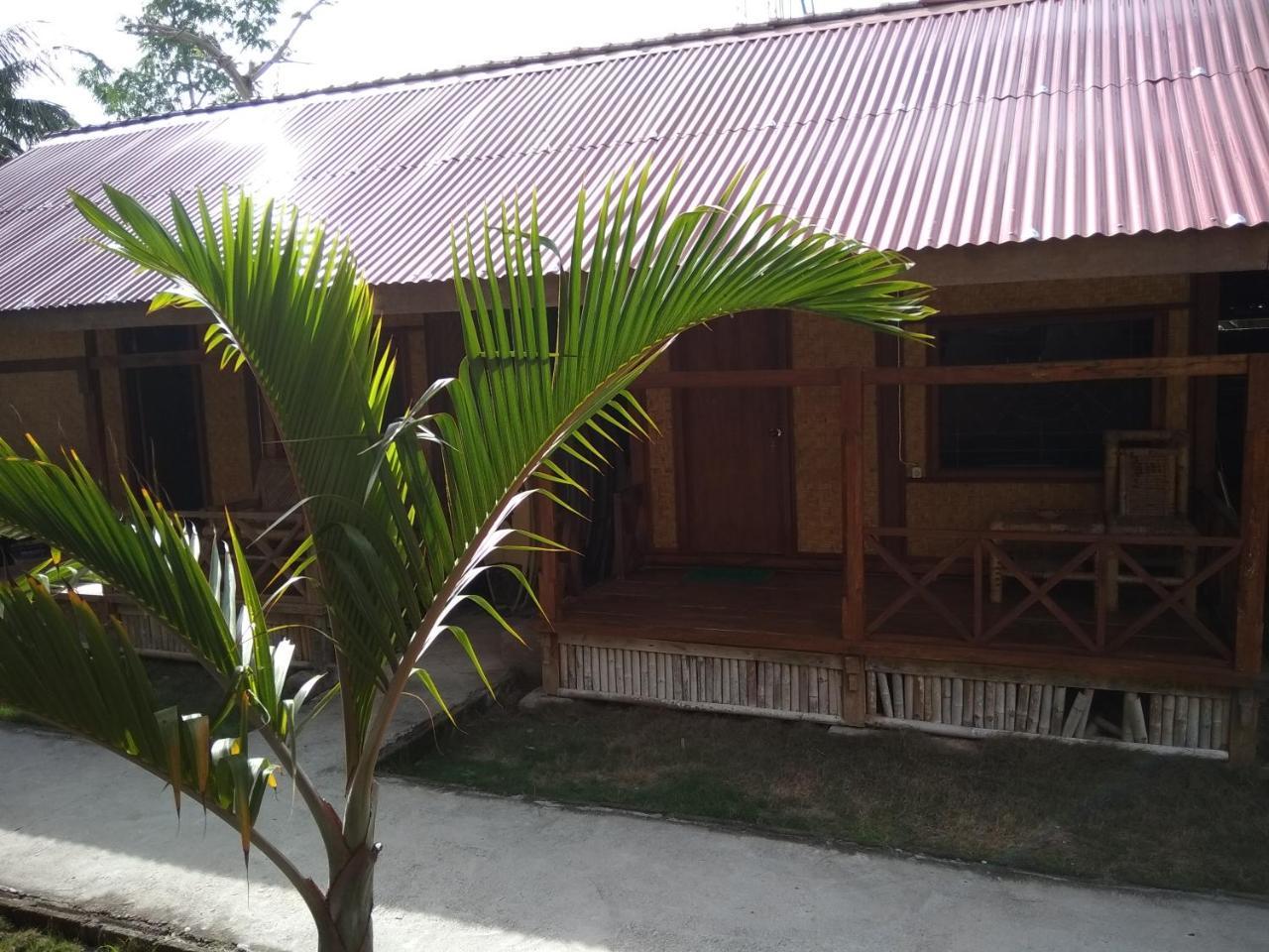 Kuta Bay Homestay Екстер'єр фото