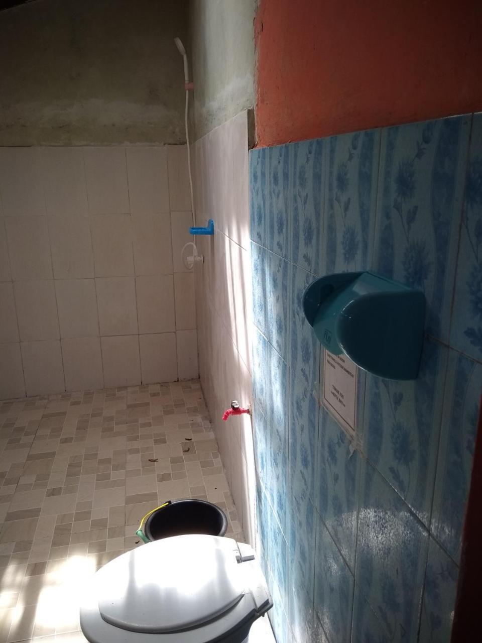 Kuta Bay Homestay Екстер'єр фото